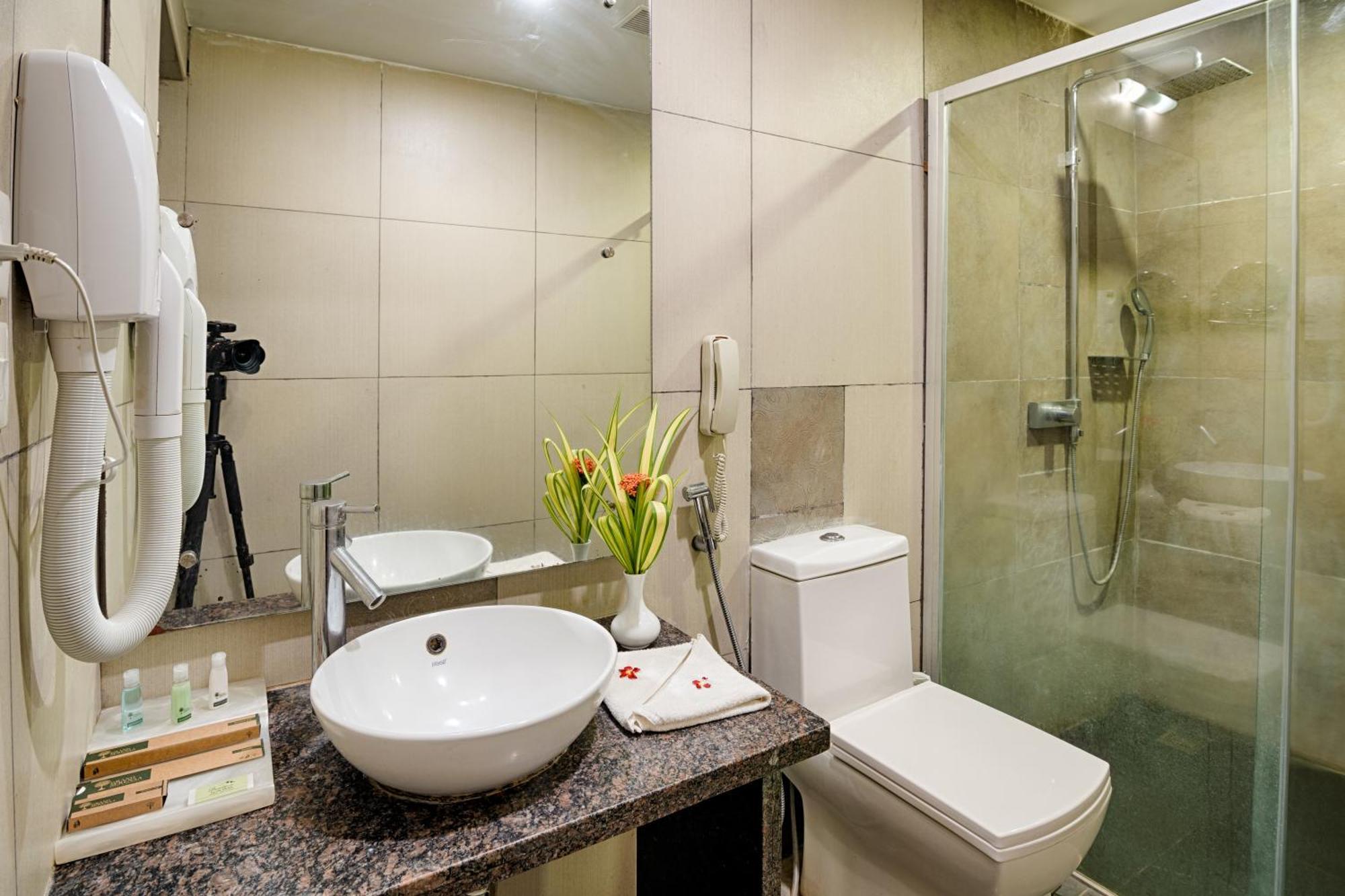 Grand Serenaa Hotel & Resorts, Auroville Luaran gambar