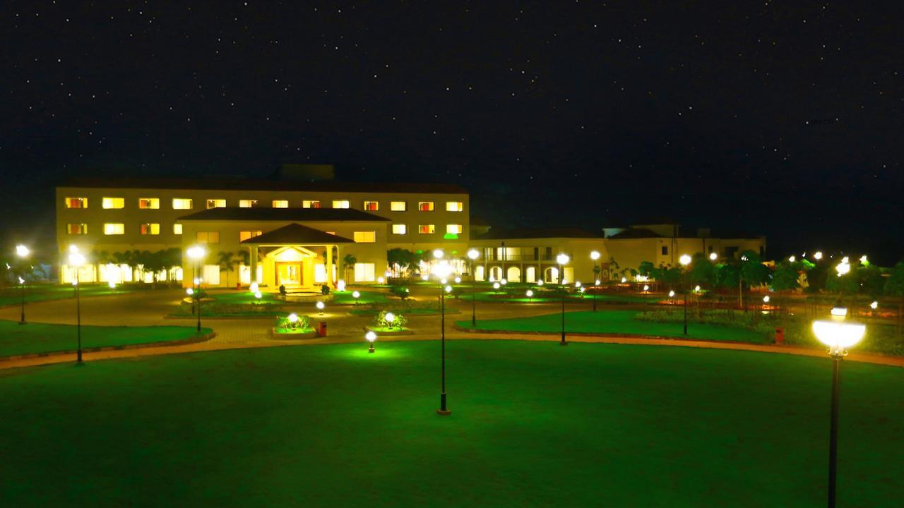 Grand Serenaa Hotel & Resorts, Auroville Luaran gambar