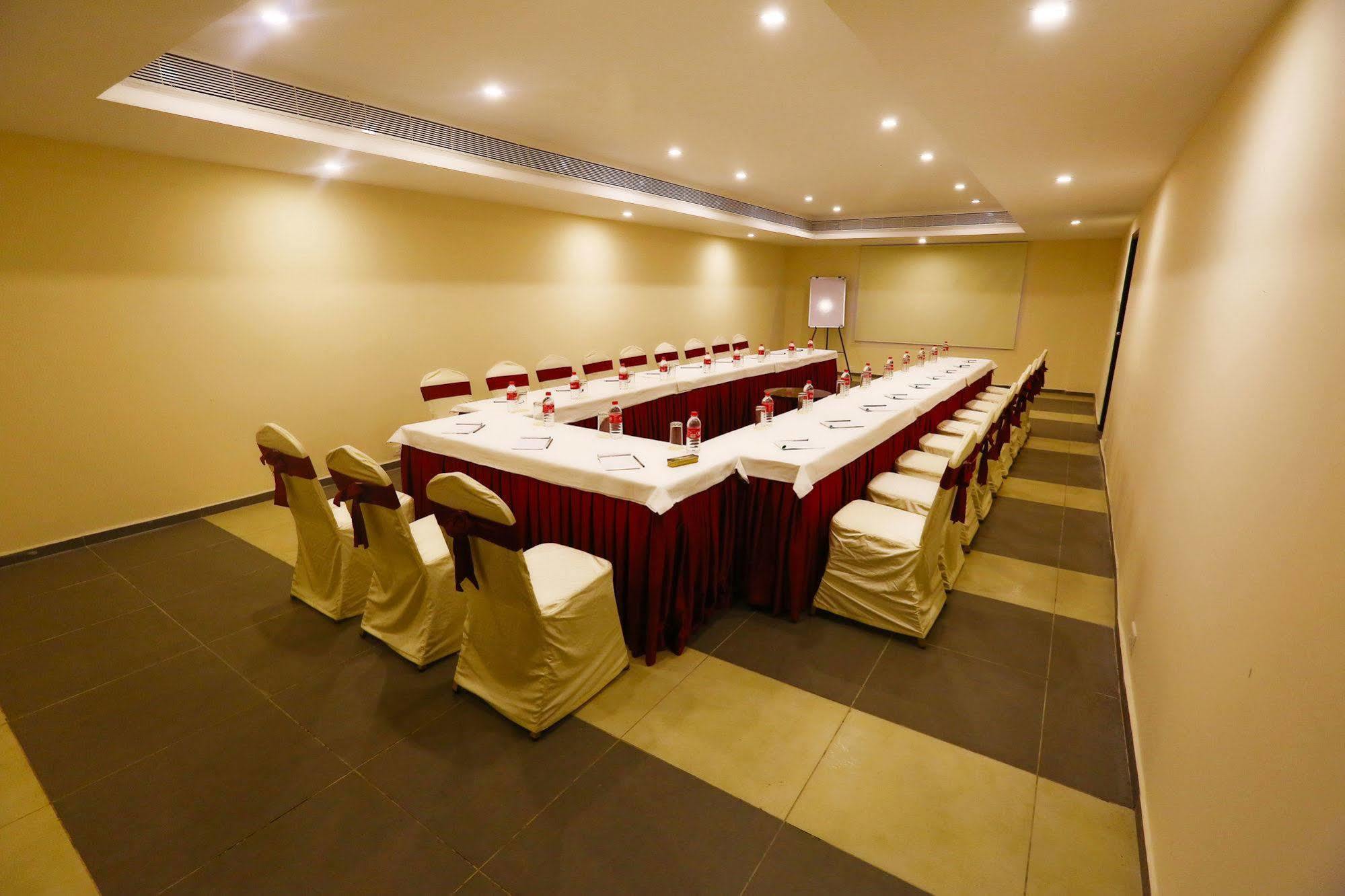 Grand Serenaa Hotel & Resorts, Auroville Luaran gambar