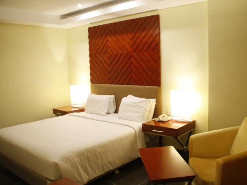 Grand Serenaa Hotel & Resorts, Auroville Luaran gambar